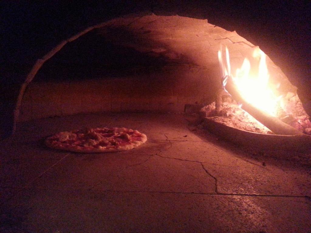 Albergo Pizzeria Sole Сан Джовани Лупатото Екстериор снимка