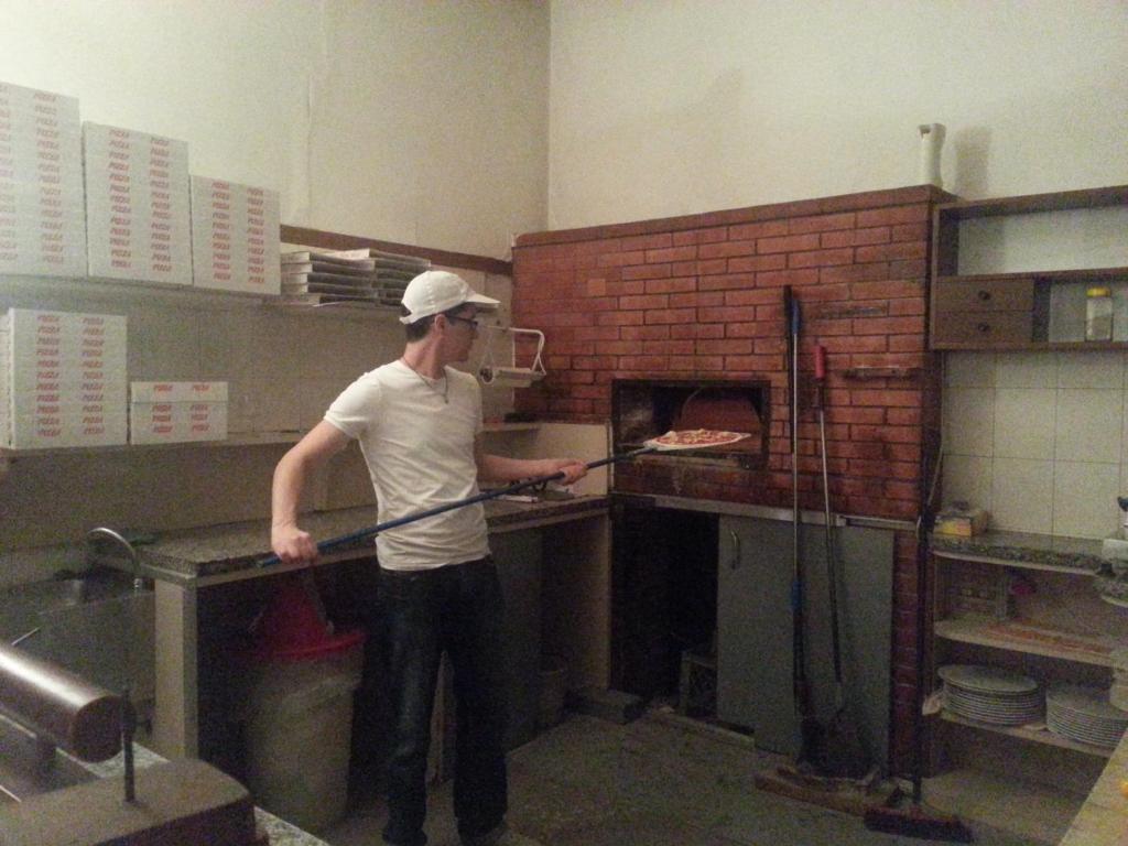 Albergo Pizzeria Sole Сан Джовани Лупатото Екстериор снимка