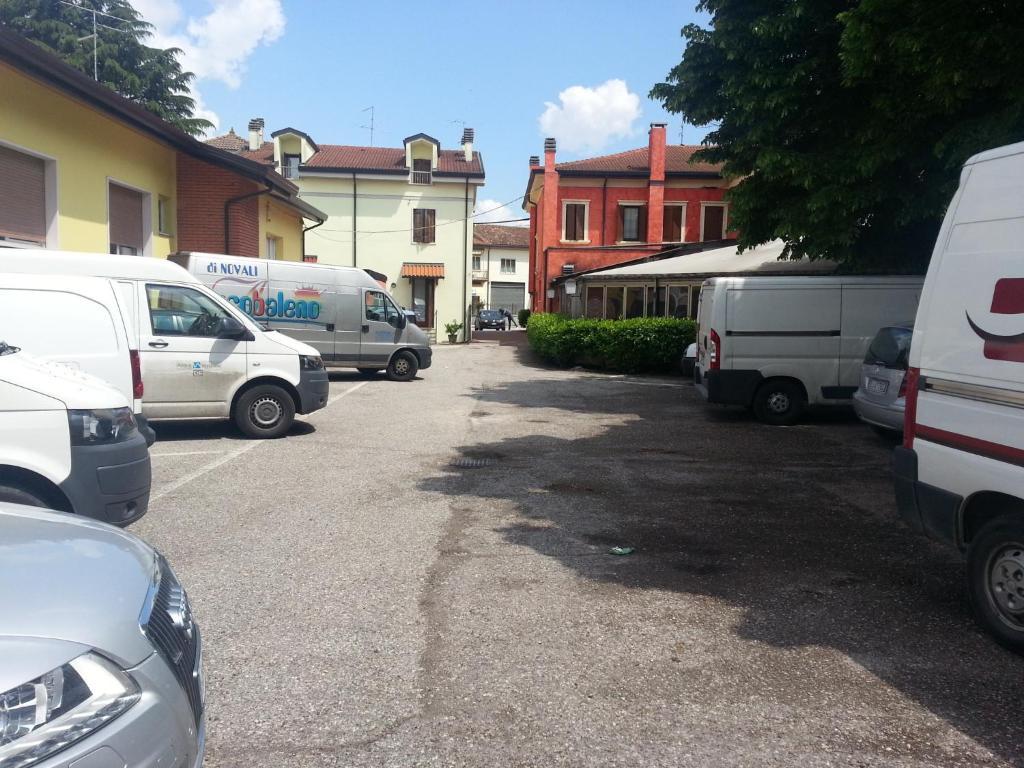 Albergo Pizzeria Sole Сан Джовани Лупатото Екстериор снимка