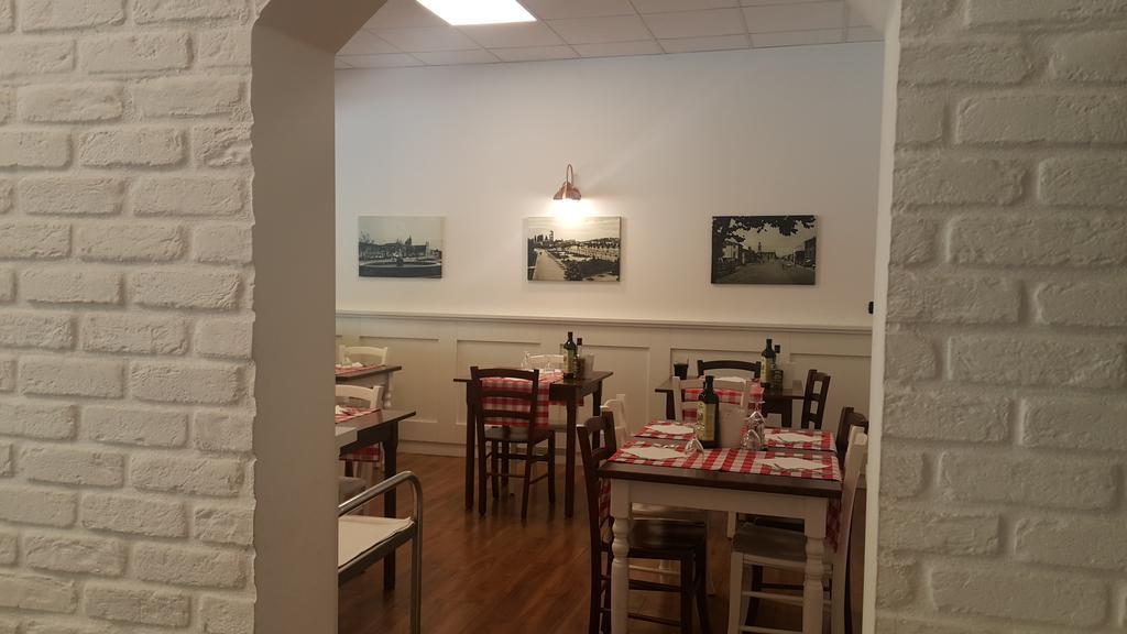 Albergo Pizzeria Sole Сан Джовани Лупатото Екстериор снимка